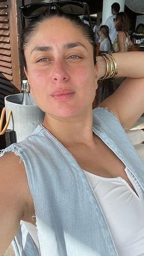 Saat ini, Kareena Kapoor telah memasuki usia 42 tahun.