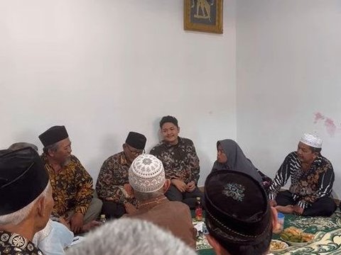 Sempat Putus Nyambung, 8 Foto Lamaran Nopek Novian dan Yulia Lorena