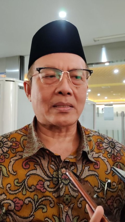 MUI Nilai Konten Oklin Fia Jilat Es Krim bukan Penistaan Agama, Begini Penjelasannya<br>