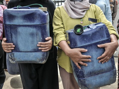 Kekeringan akibat El Nino Picu Krisis Air Bersih di Serang, Pasokan Air Hanya Andalkan 1 Truk Tangki