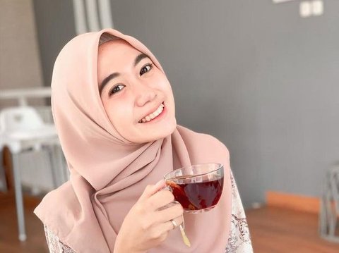 8 Foto Galyas Geulis, Beauty Influencer yang Sering Viral di TikTok