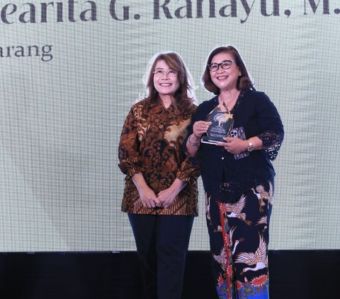 Bringing Change in Society, Mbak Ita Receives Appreciation for Influential Women 2023