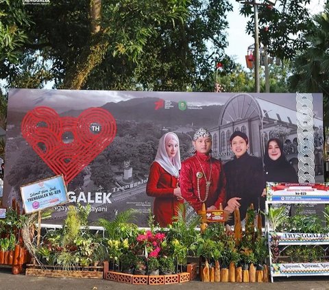 Kabupaten Trenggalek genap berusia 829 tahun pada Kamis, 31 Agustus 2023. Acara peringatan HUT ke-829 Trenggalek telah berlangsung sejak beberapa hari silam. Pedangdut Happy Asmara  memeriahkan puncak Pesta Rakyat di Alun-alun Trenggalek.