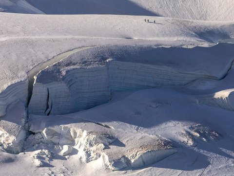 FOTO: Ketika Gunung Bersalju Mont Blanc di Prancis Tersengat Gelombang Panas