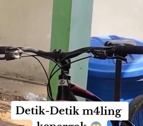 Pemilik rumah tersebut dengan santai dan tenang menyuruh pria berkaos merah untuk mengembalikan sepeda. Pria tersebut tampak mengikuti arahan pemilik rumah. Namun ia tetap mengaku mencari sepeda milik Anisa.