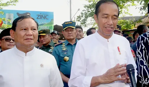 Prabowo pun menyanjung Presiden Joko Widodo. Ketika berada di pemerintahan menjadi pembantunya, Prabowo menilai Jokowi seorang patriot yang memikirkan bangsa.<br>