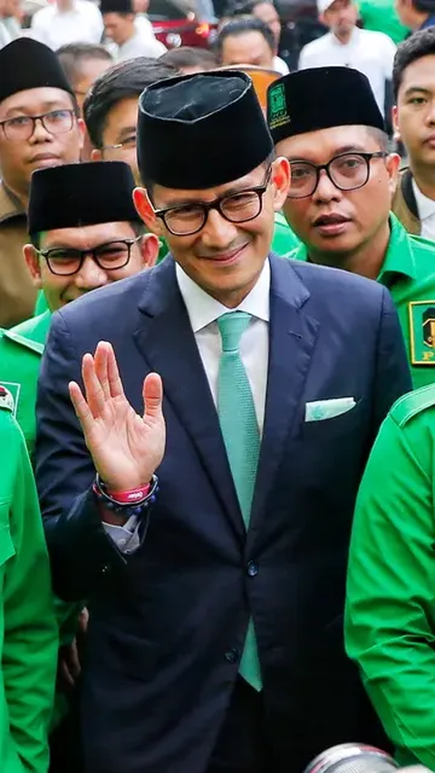 Kode Sandiaga Jadi Cawapres Ganjar, 