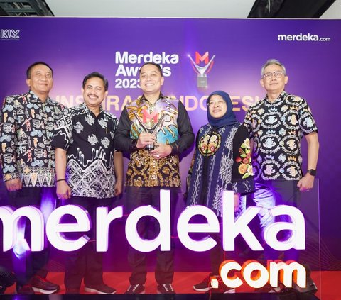 Pemkot Surabaya Sabet Merdeka Awards 2023 Kategori Reformasi Birokrasi, Wali Kota: Semua Pelayanan Kita Digitalisasi