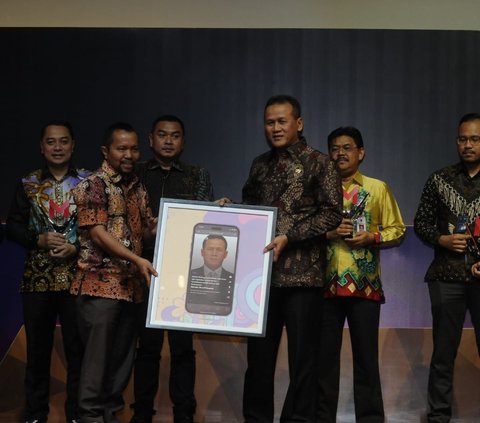 Raih Penghargaan di Merdeka Awards 2023, Gubernur Sulawesi Utara:  Jadi Motivasi Daerah untuk Berkompetisi