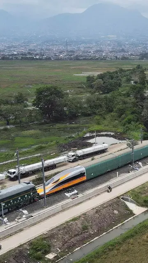 Kereta Cepat Jakarta-Bandung Bisa Bikin Utang Pemerintah Makin Bengkak