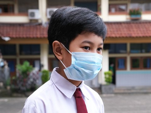 4 Ways to Prevent Children from Easily Coughing and Sneezing During Bad Pollution