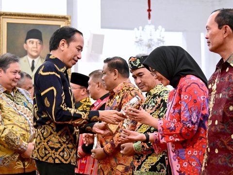 Diserahkan Presiden Jokowi, Banyuwangi Raih Penghargaan Pengendalian Inflasi Terbaik se-Jawa-Bali 4 Kali Beruntun