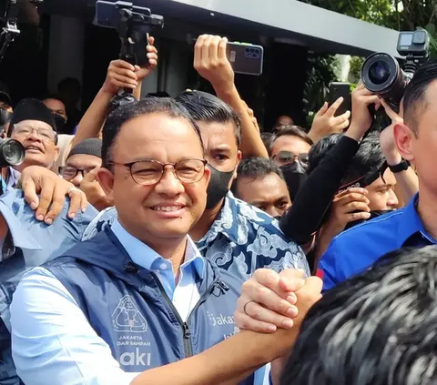 Merasa Dikhianati, Demokrat Turunkan Baliho Anies Baswedan