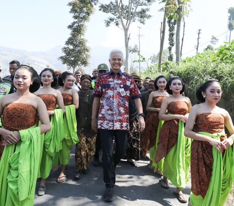 Ganjar: Wisata di Selo, Bisa lihat Gunung Merapi dan Merbabu dalam Satu Lokasi