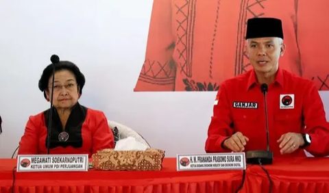 SMRC juga memotret pendapat responden terkait sosok yang dianggap mampu melanjutkan program pembangunan di era Jokowi.