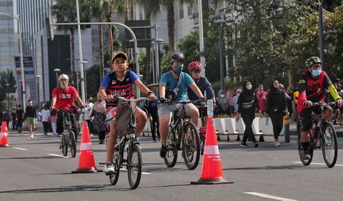 Hal itu disebabkan karena adanya tekanan yang berlebihan pada area panggul dan testis selama bersepeda.