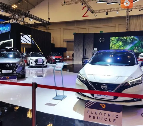 Ada area Test Drive dan Test Ride. Pengunjung dapat mencoba langsung berbagai jenis kendaraan peserta GIIAS 2023.  <br /><br />Terutama kendaraan listrik terbaru di area EV Test Drive yang berada di  luar (outdoor) ICE-BSD City.