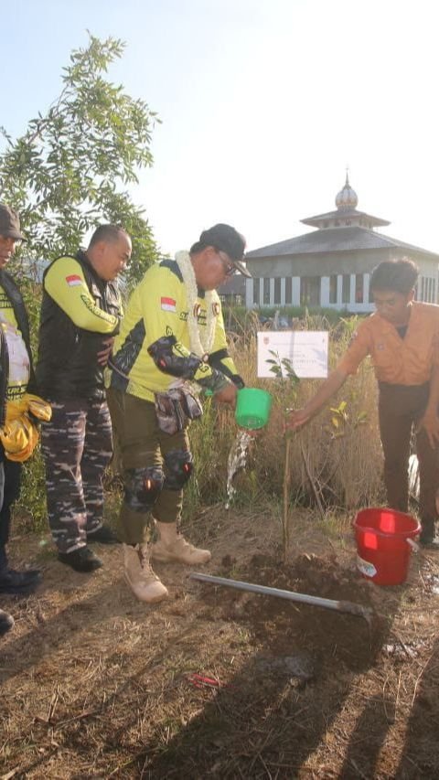 Rombongan Turdes yang Dipimpin Gubernur Kalsel Sampai di SMAN 1 Tabunganen Barito Kuala