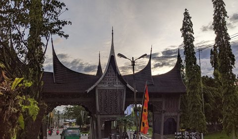 2. Sumatera Barat