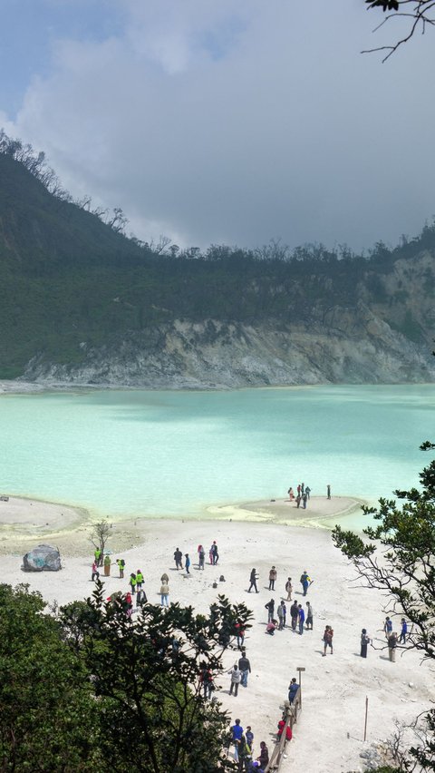 1. Kawah Putih