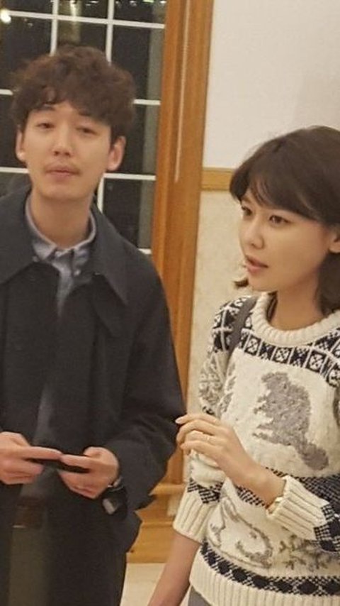 6. Sooyoung dan Jung Kyung Ho