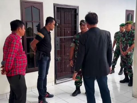 Puluhan Prajurit TNI Geruduk Polrestabes Medan Minta Saudara Terjerat Pemalsuan Ditangguhkan