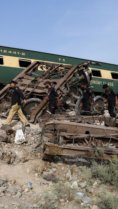 Musibah kecelakaan tersebut terjadi di distrik Nawabshah, Provinsi Sindh, selatan Pakistan.