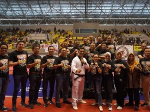 Dapat Piagam Penghargaan Cabor Tae Kwon Do setelah 35 Tahun