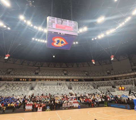 Resmikan Indonesia Arena, Kelakar Jokowi: Saya Yakin Banyak Digunakan Konser, yang Mau Silahkan Daftar