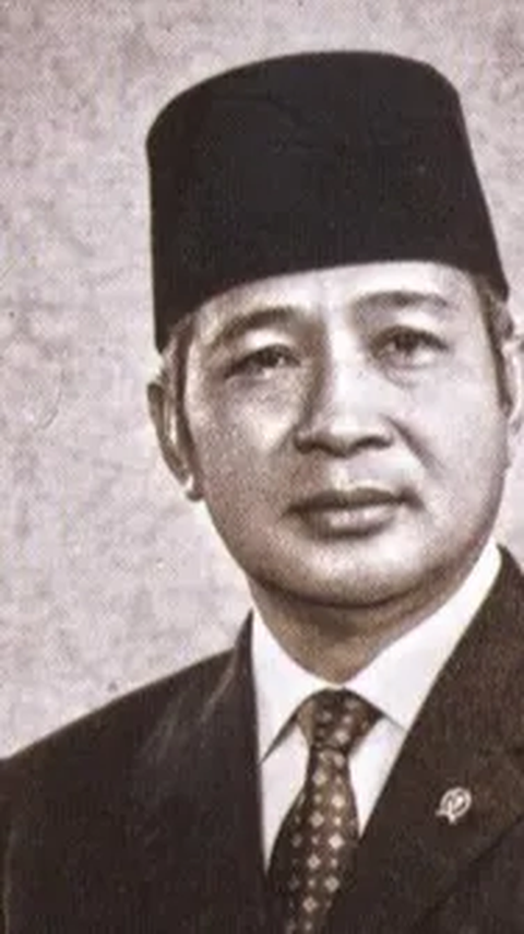 Kisah Soeharto Sunat Umur 14 Tahun