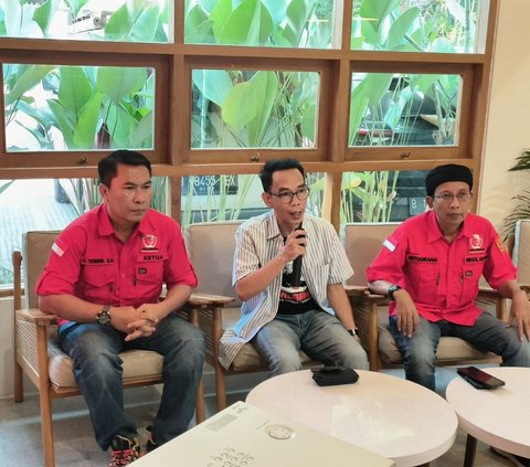 Dwi dan Estu merasa PSI sudah bermain mata dengan Prabowo.
