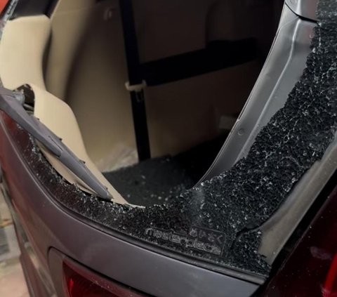 Kantor Baim Wong Kemalingan, Kaca Mobil Dipecah - Rekaman CCTV Diungkap