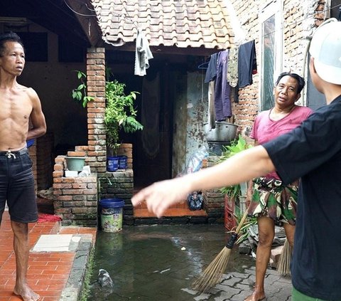 Kantor Baim Wong Kemalingan, Kaca Mobil Dipecah - Rekaman CCTV Diungkap