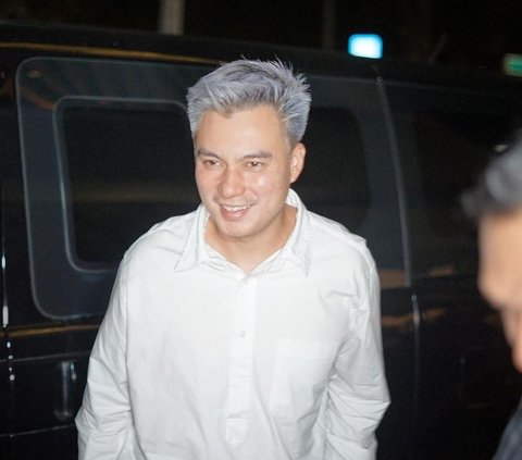 Kantor Baim Wong Kemalingan, Kaca Mobil Dipecah - Rekaman CCTV Diungkap