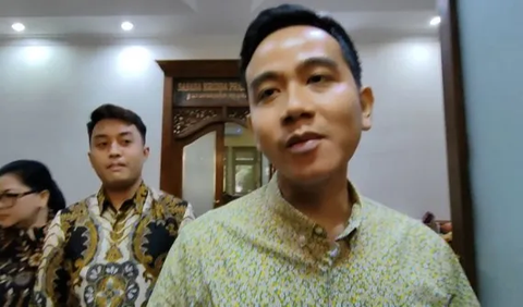 Putra sulung Presiden Joko Widodo (Jokowi) mengaku selama ini tidak berkomunikasi dengan Rocky. 