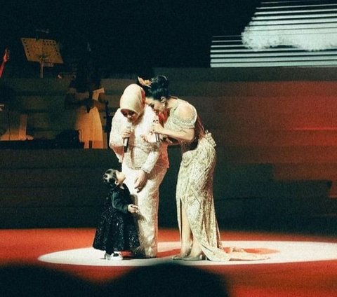 Intip 10 Potret Ameena, Anak Aurel Hermansyah, yang Menarik Perhatian pada Konser Kris Dayanti Hingga Disebut Diva Cilik