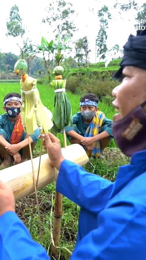 Mengenal Keunikan Kampung Ciburial Garut, Ada Pertunjukan Wayang Sayur