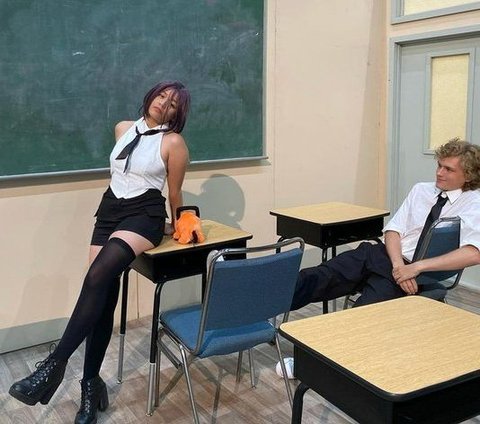 8 Foto Cinta Kuya Bareng Cowok Bule di Amerika, Pacaran?