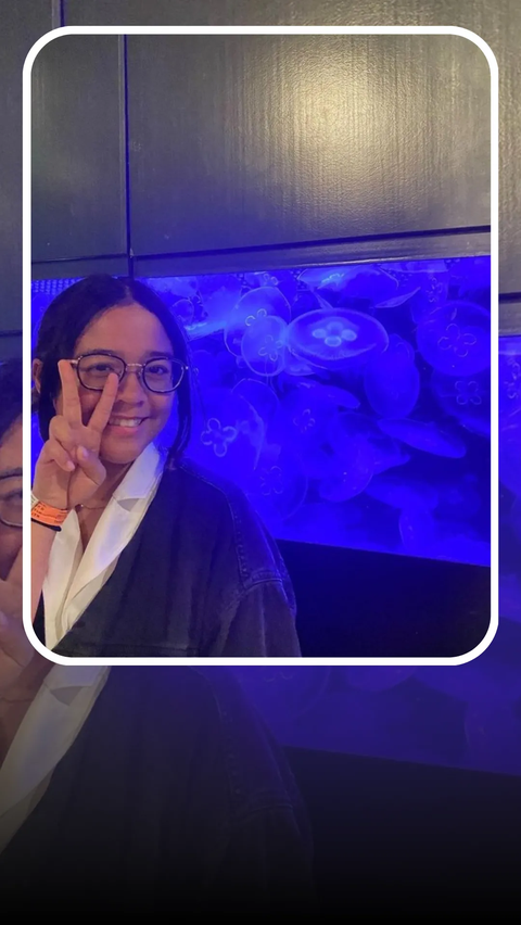 8 Foto Cinta Kuya Bareng Cowok Bule di Amerika, Pacaran?