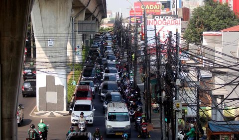 Kabel Semrawut Jakarta Memakan Korban