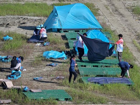FOTO: Terancam Topan Khanun, Puluhan Ribu Peserta Jambore Pramuka Sedunia di Korsel Dievakuasi