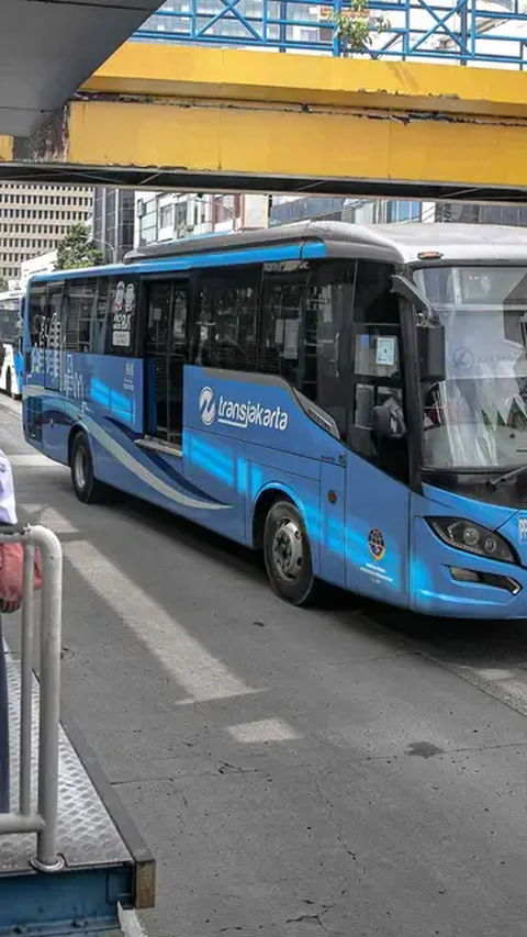 Simak Pengalihan Rute Transjakarta Imbas Demo Buruh di Depan Istana