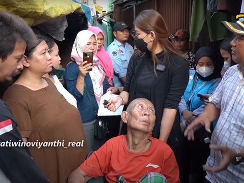 Viral Anak Diduga Terlantarkan Ayahnya di Tempat Sampah, Begini Akhirnya