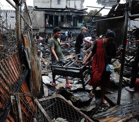 Sementara untuk korban jiwa terpantau tidak ditemukan. <br /><br />Namun untuk kerugian masih dalam proses pendataan oleh pihak terkait.