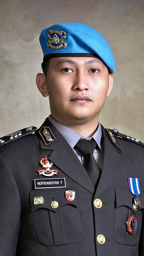 Sebelum MA Ringankan Hukuman Ferdy Sambo cs, Tangisan Kekasih Brigadir J Menggema di Kuburan