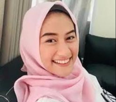 Potret Mantan Finalis Miss Indonesia Lita Hendratno yang Beda Banget, Kini Jadi Emak-emak Santai Berdaster