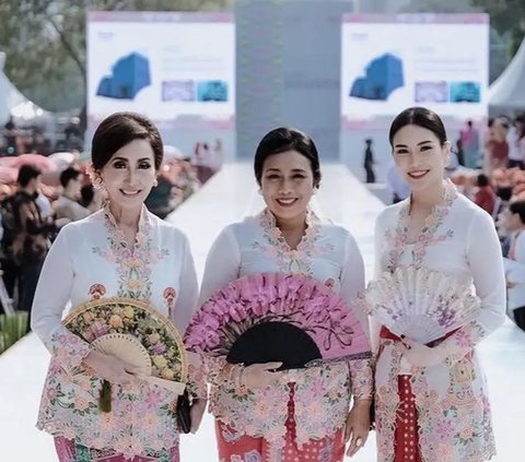 6 Potret Cantik Angela, Putri Hary Tanoesoedibjo Kenakan Kebaya Putih di Istana Berkebaya