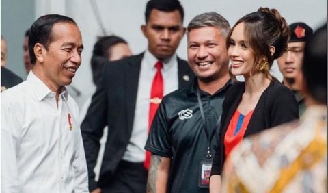 Potret Gading Marten bersama Presiden Jokowi menuai banyak apresiasi.