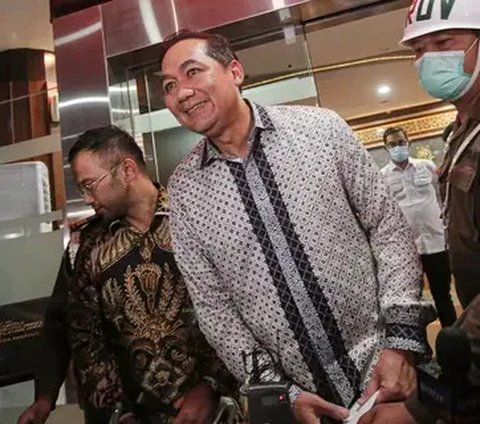 Mantan Mendag Lutfi Diperiksa untuk Tiga Tersangka Korporasi Mafia Minyak Goreng