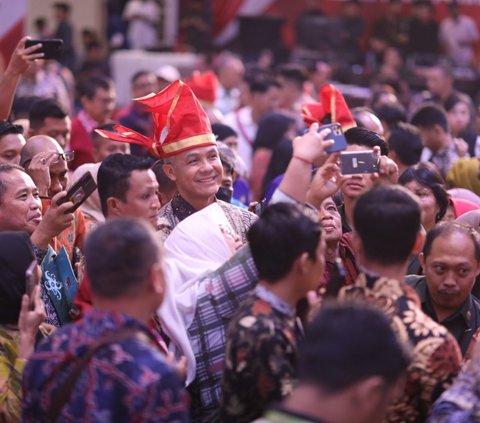 Melihat Komitmen Ganjar Pranowo Melawan Korupsi di Jawa Tengah